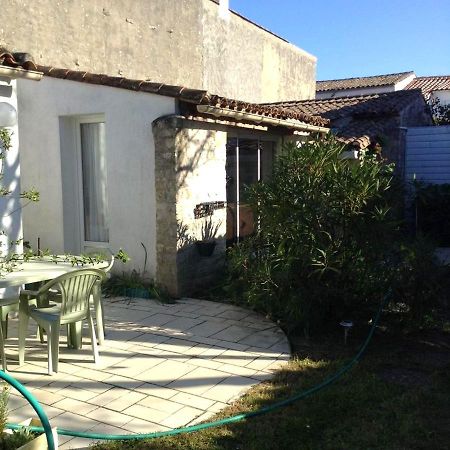 Maison Charmante A Sainte-Marie-De-Re Avec Terrasse エクステリア 写真