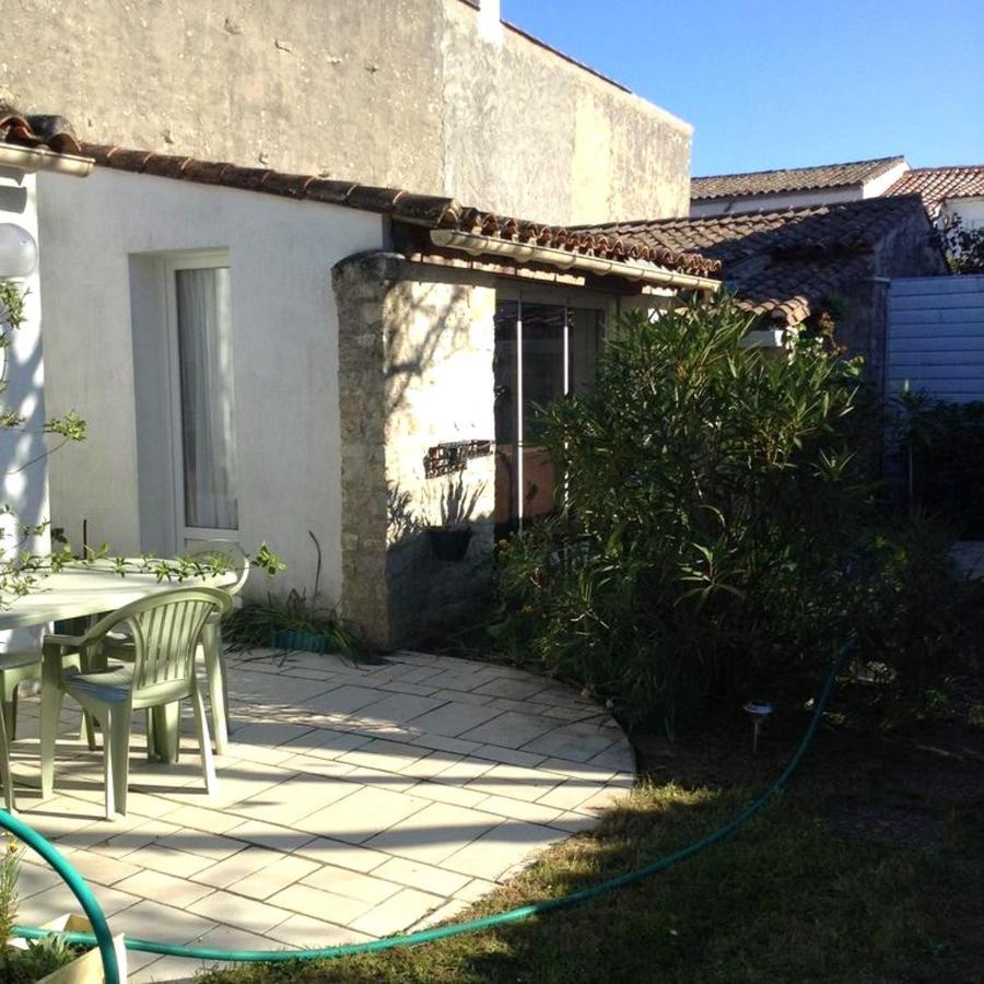 Maison Charmante A Sainte-Marie-De-Re Avec Terrasse エクステリア 写真