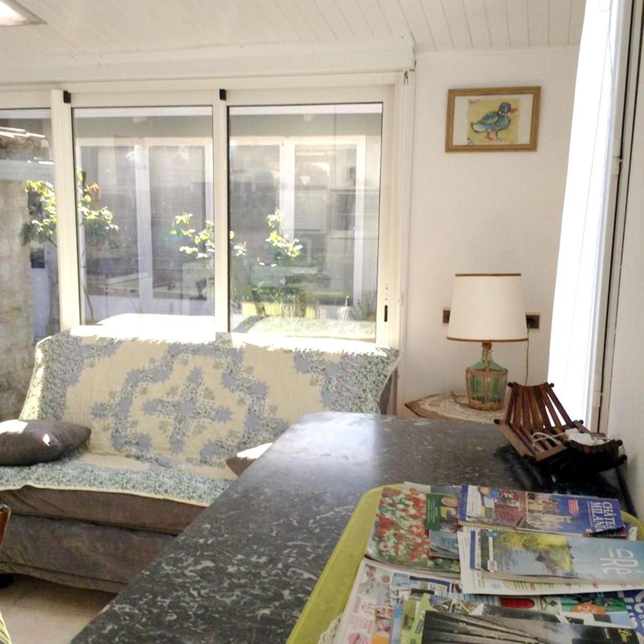 Maison Charmante A Sainte-Marie-De-Re Avec Terrasse エクステリア 写真